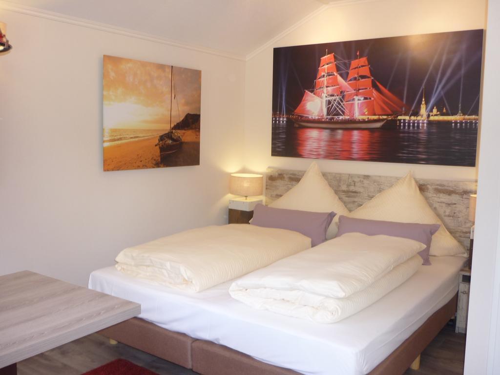 Zu Jeddelohs Lodge Hotel Gladenbach Luaran gambar